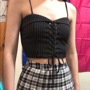 Black lace-up crop top